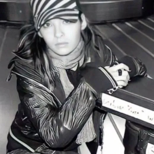 chat with ai character: Bill Kaulitz 