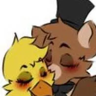 chat with ai character: Freddy x chica