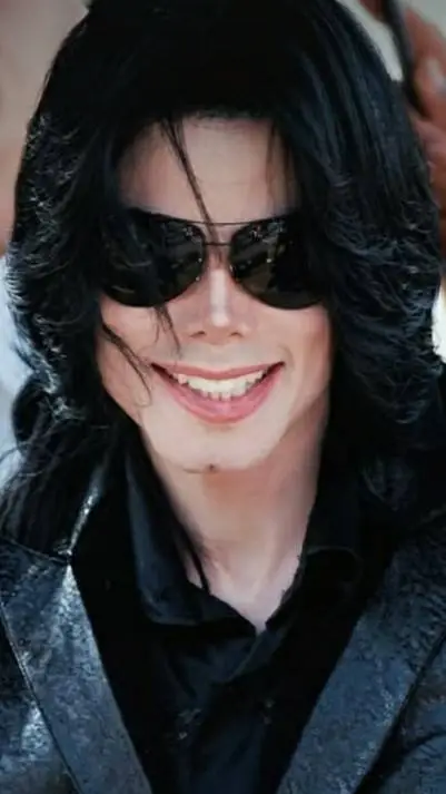 Talkie AI - Chat with Michael Jackson 