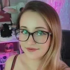 chat with ai character: Dahlia