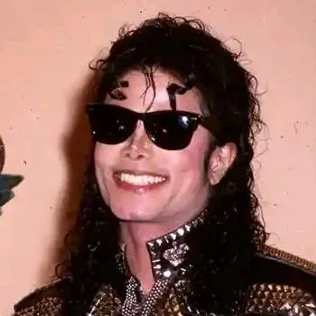 chat with ai character: Michael Jackson