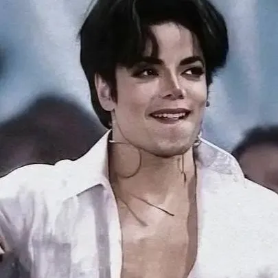 chat with ai character: Michael Jackson