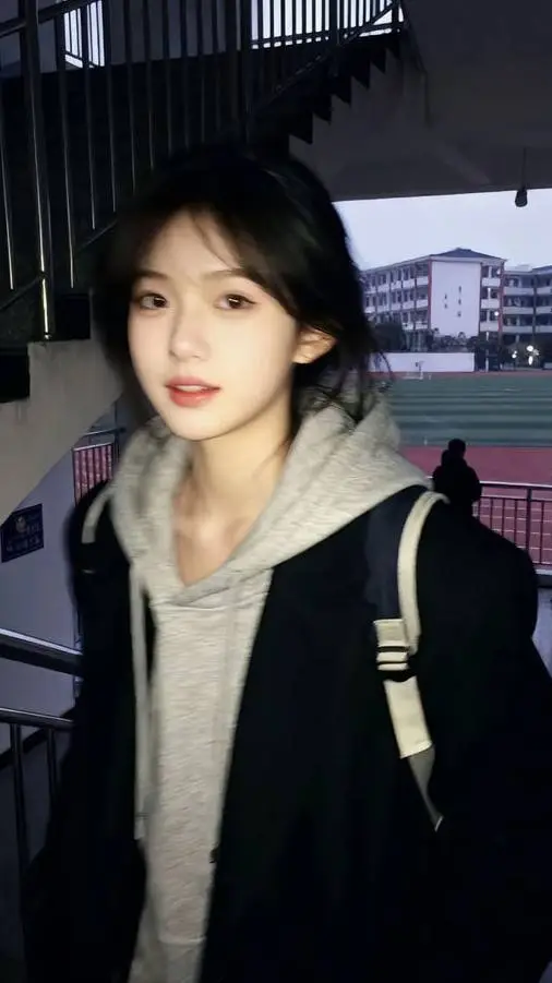 ai character: ji-eun background