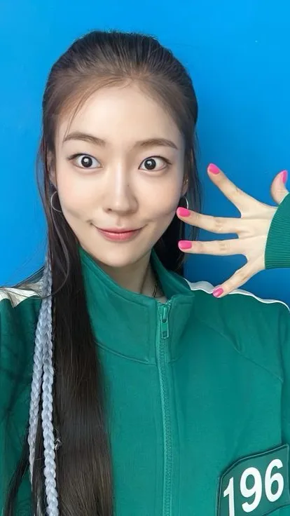 Talkie AI - Chat with Mi-Na