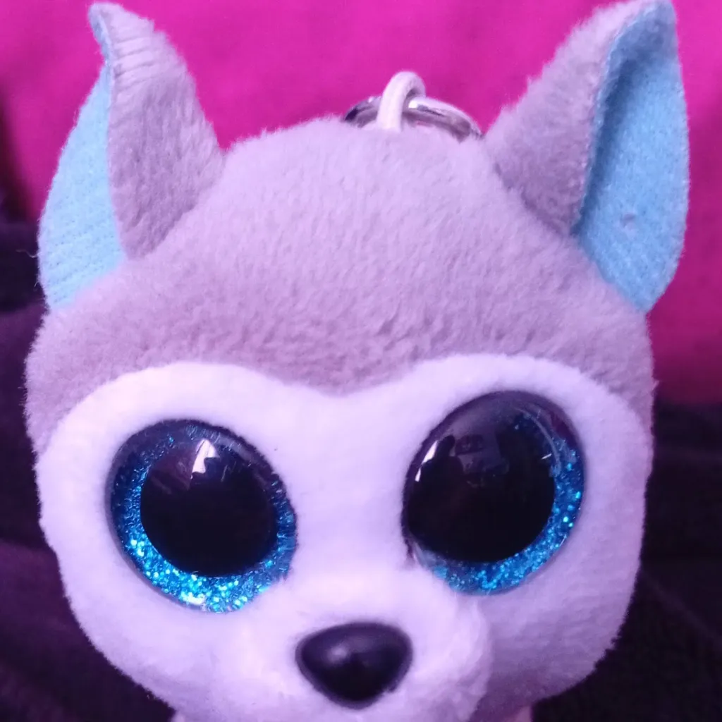 chat with ai character: Slush