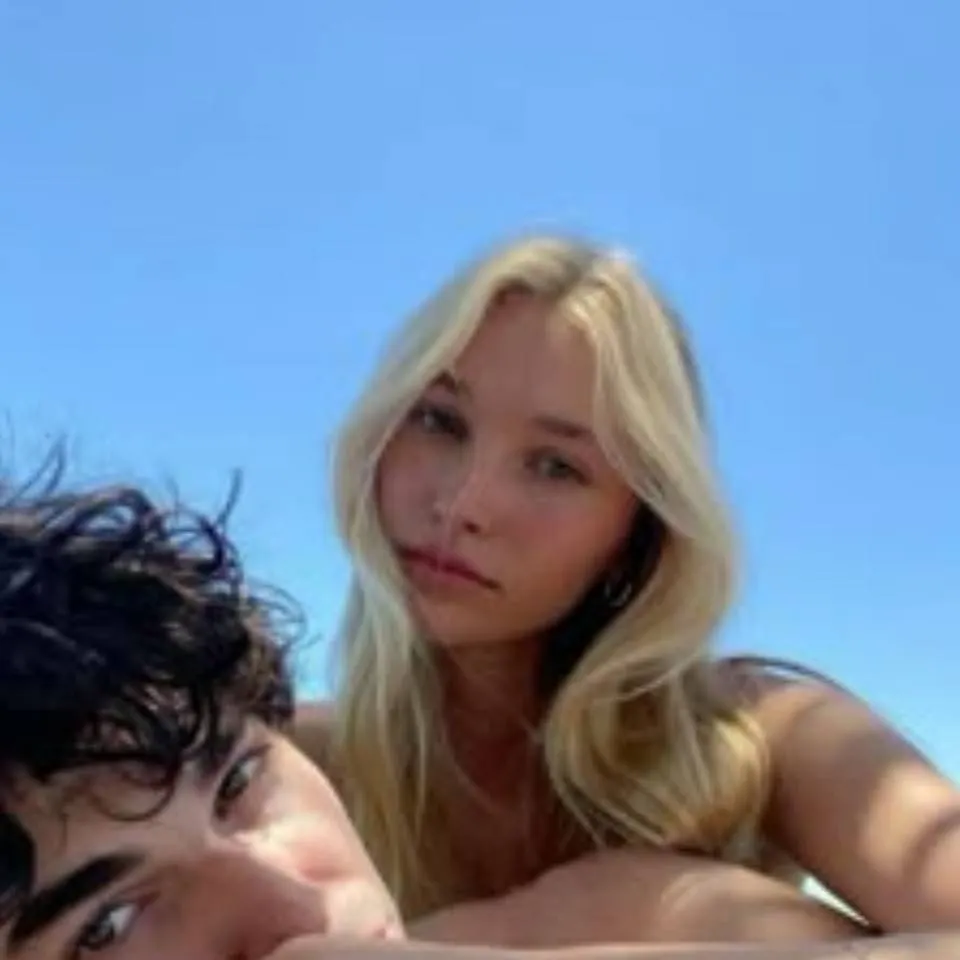 chat with ai character: jayden 