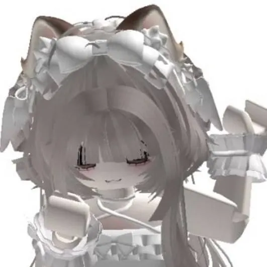 chat with ai character: Lulu