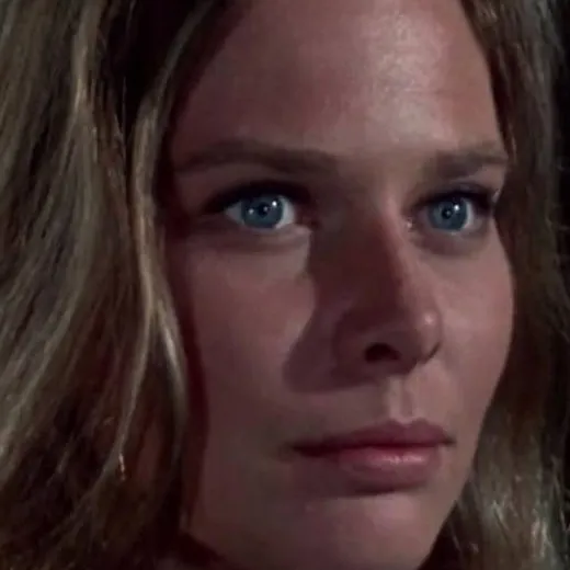 chat with ai character: Emily 