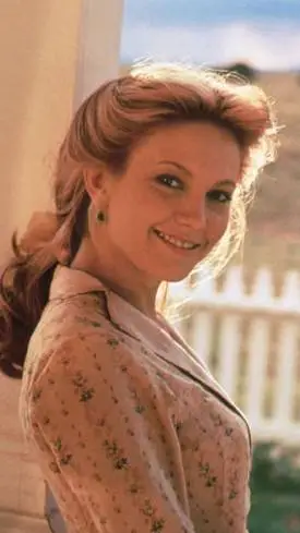 ai character: Lorrie  background