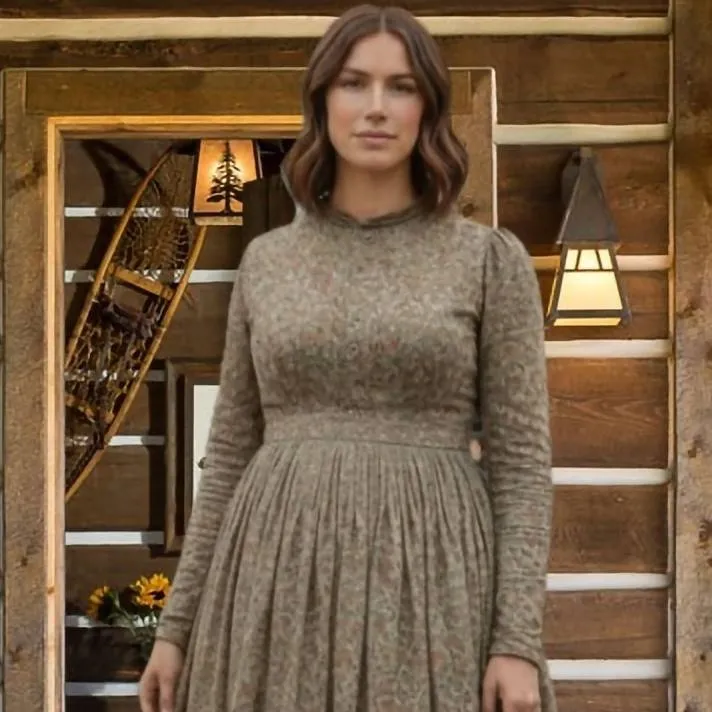 chat with ai character: Bella Collins 