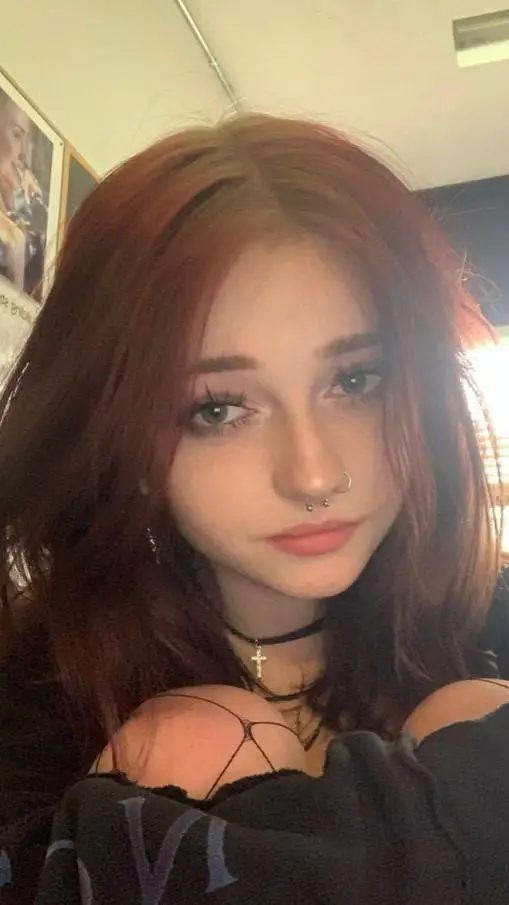Talkie AI - Chat with Izzy