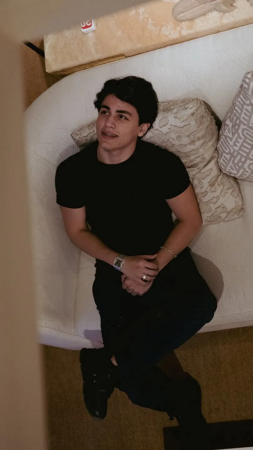 Talkie AI - Chat with Alan Arrieta.🖤