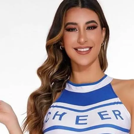 chat with ai character: Ella Erickson 