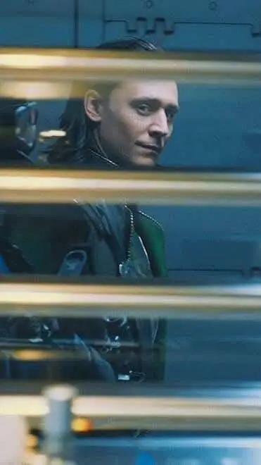 ai character: Loki Laufeyson 💚  background