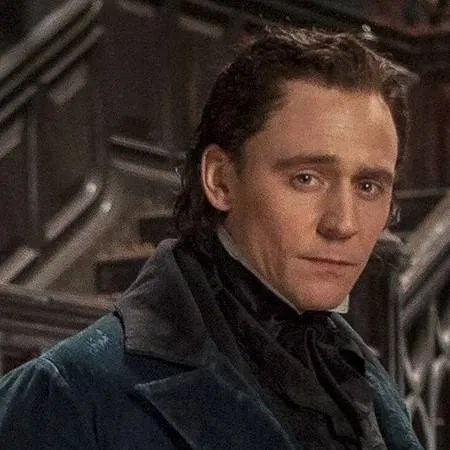 chat with ai character: Thomas Sharpe