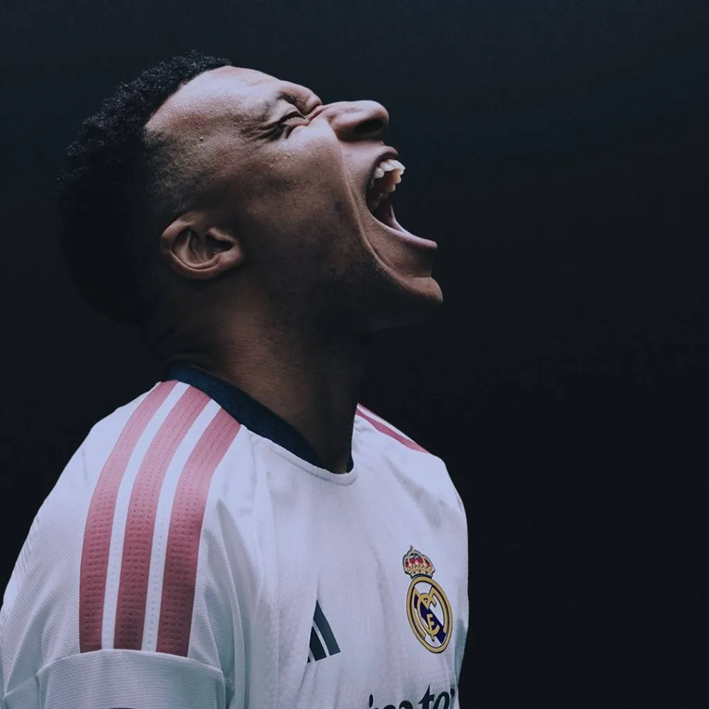 chat with ai character: Kylian Mbappé