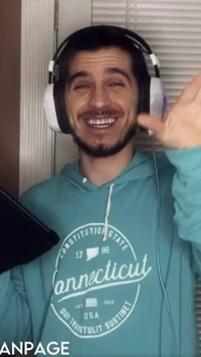 ai character: LAYZE  therapist  background