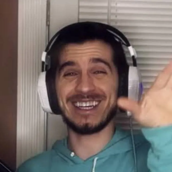 chat with ai character: LAYZE  therapist 