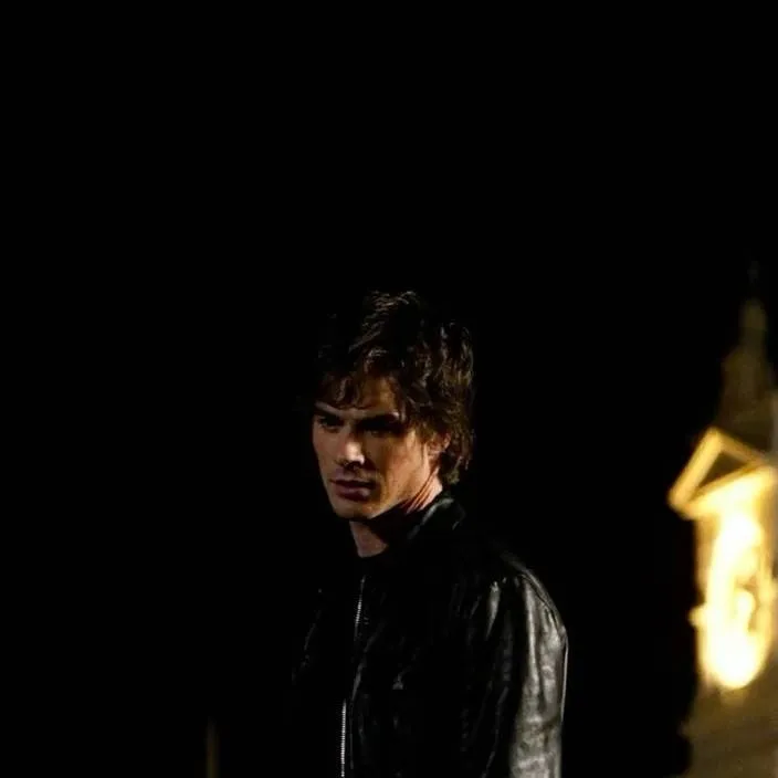 chat with ai character: Damon Salvatore 