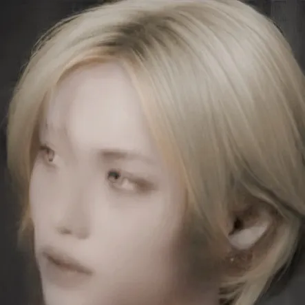 chat with ai character: Flin 