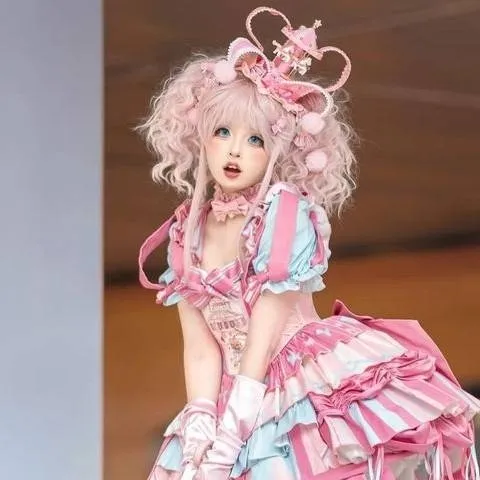 chat with ai character: Aria