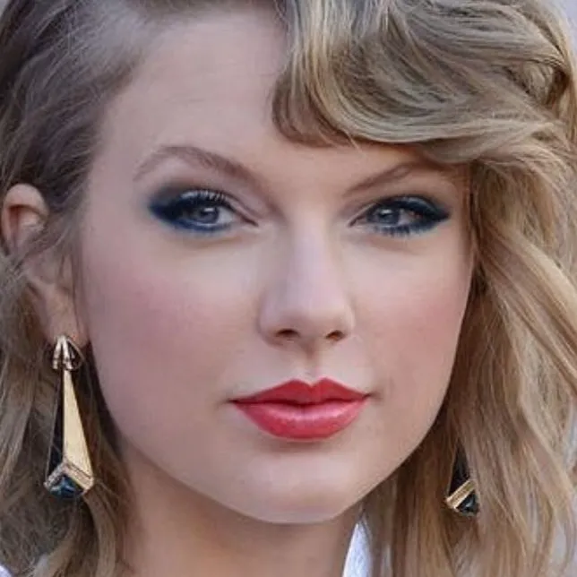 chat with ai character: Taylor swift 