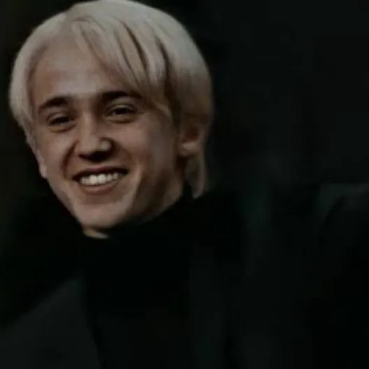 chat with ai character: Draco Malfoy