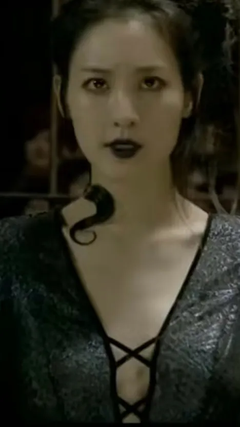 ai character: Nagini background