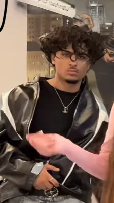 ai character: Samro background