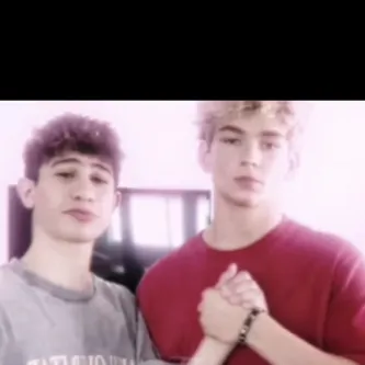 chat with ai character: Naido