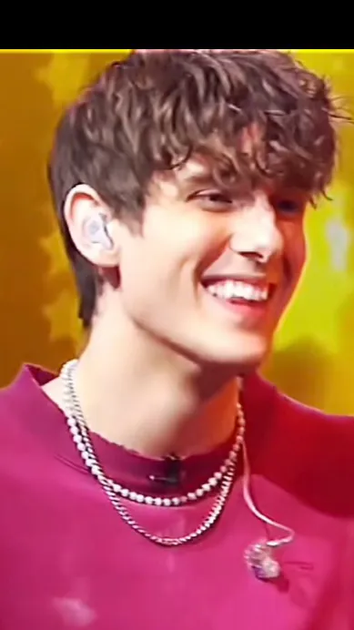 ai character: Jvke background