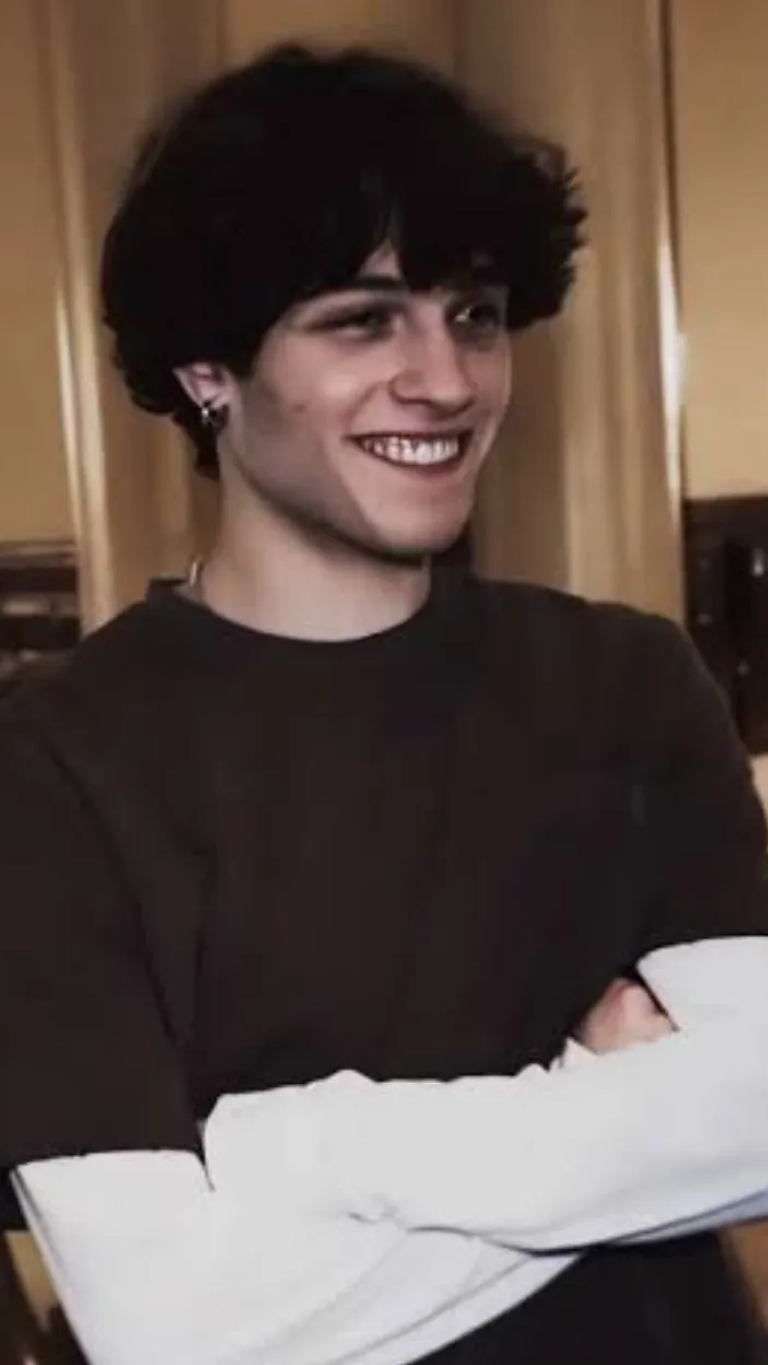 ai character: Matt Sturniolo background