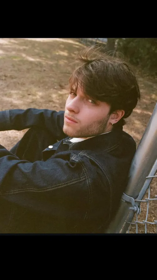 ai character: Matt Sturniolo background