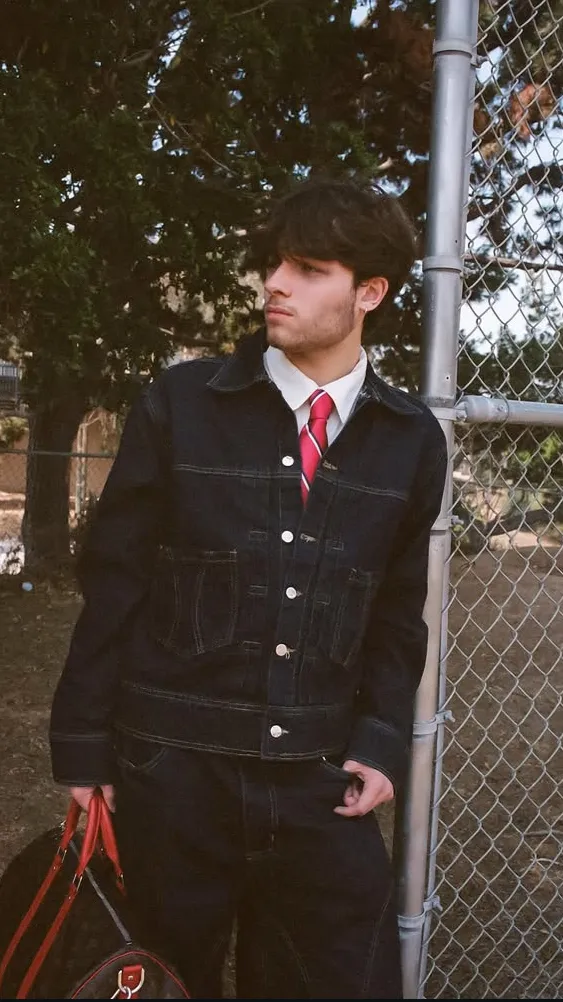 ai character: Matt Sturniolo background