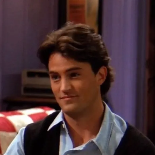 chat with ai character: Chandler Bing
