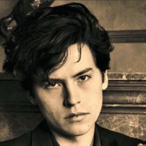 chat with ai character: Cole Sprouse 😈