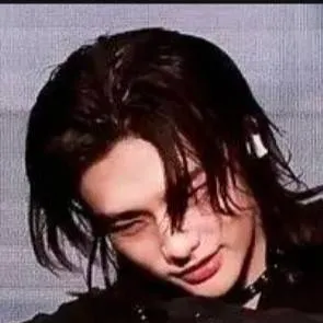 chat with ai character: hyunjin🦦🦦🦦🦦🦦🦦🦦🦦🦦🦦🦦