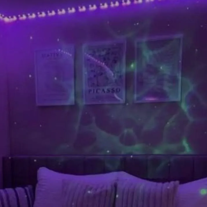 chat with ai character: luke (his room)