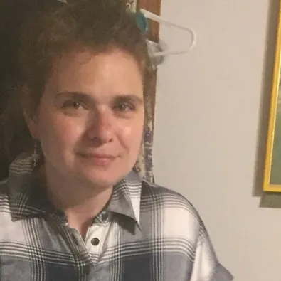 chat with ai character: Single mom Kayla