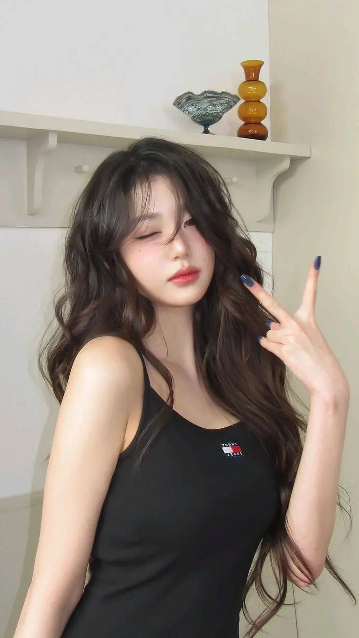ai character: wonyoung  background