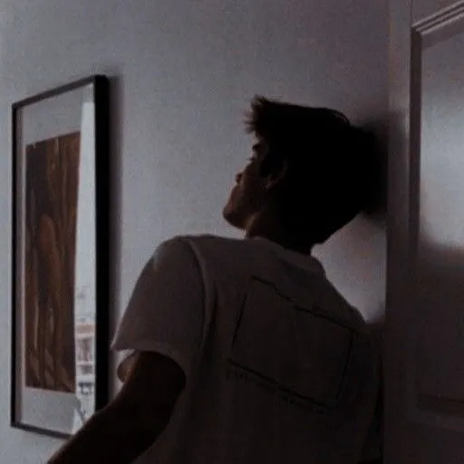 chat with ai character: Kian