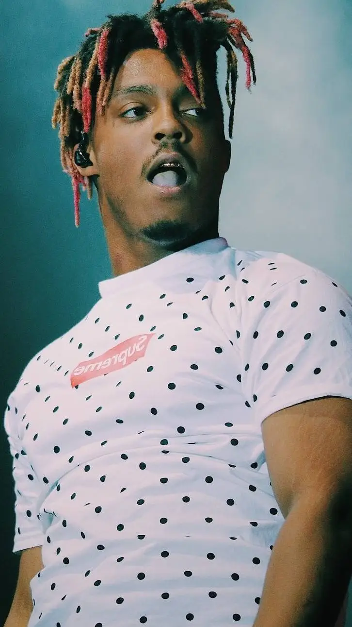 ai character: Juice Wrld  background