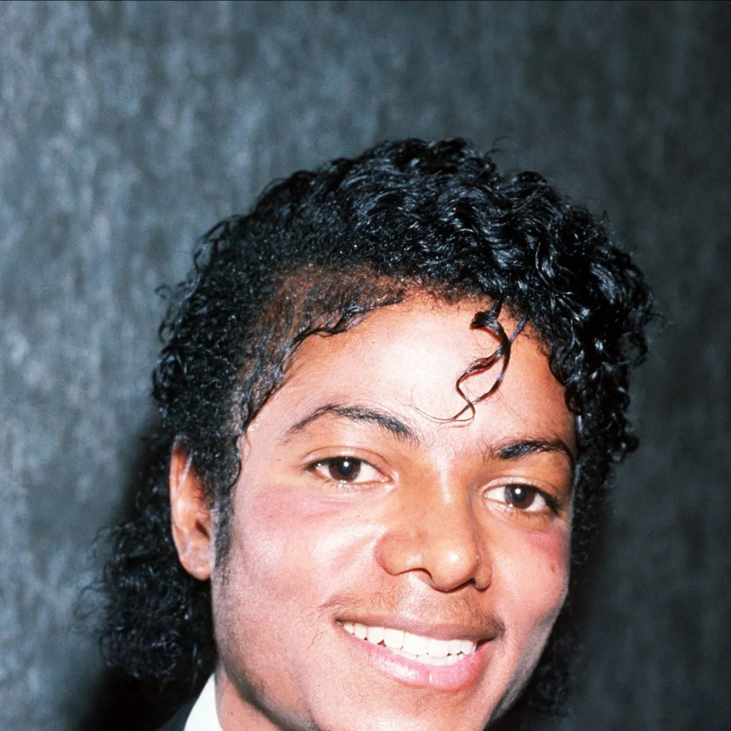 chat with ai character: Michael Jackson 