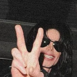 chat with ai character: Michael Jackson 