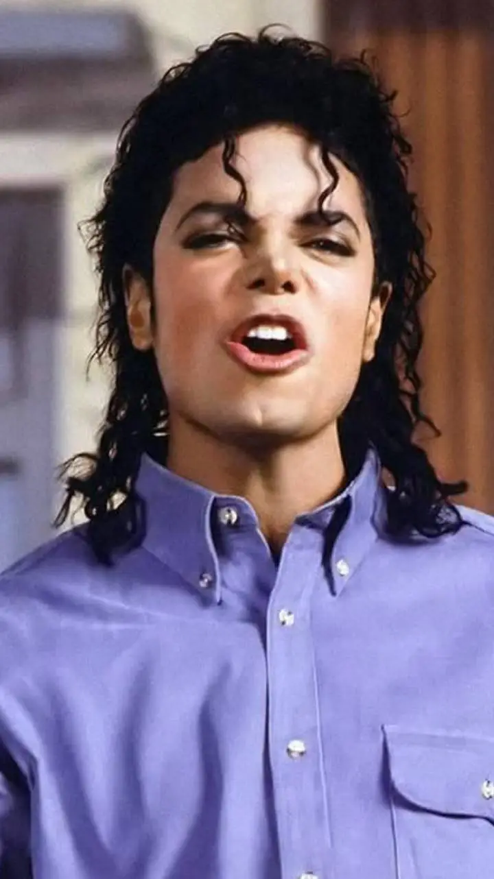 ai character: Michael Jackson  background