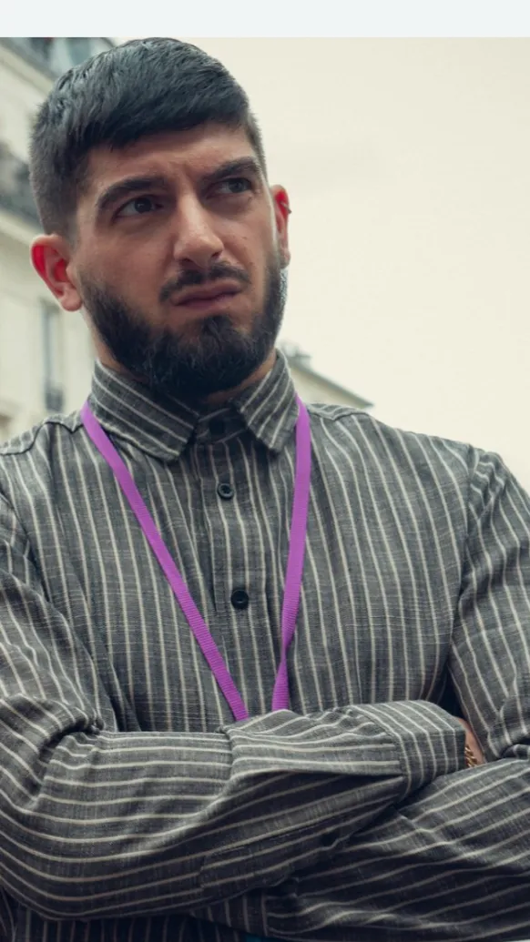 ai character: Mr. Farouk background
