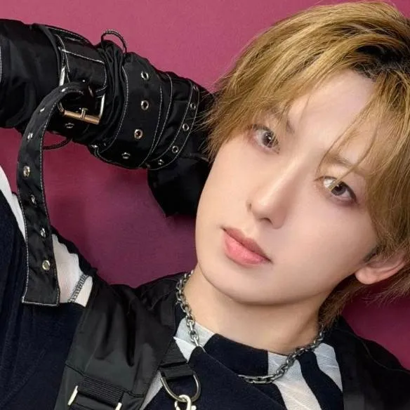 chat with ai character: Fuma