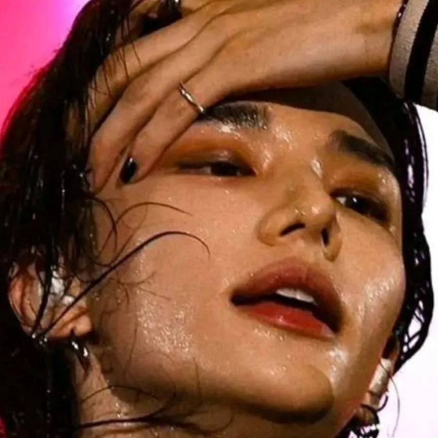 chat with ai character: ❤hyunjin❤