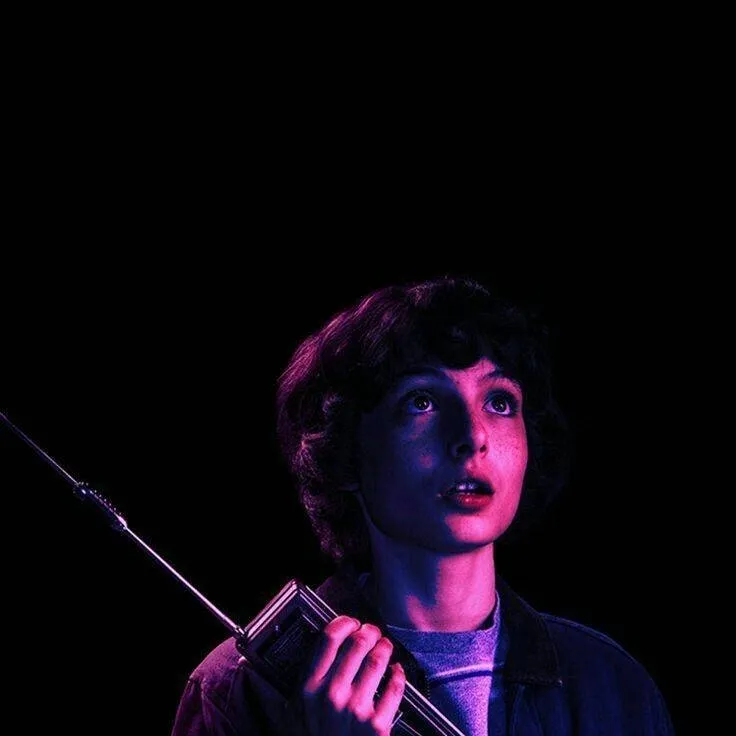 chat with ai character: Stranger things