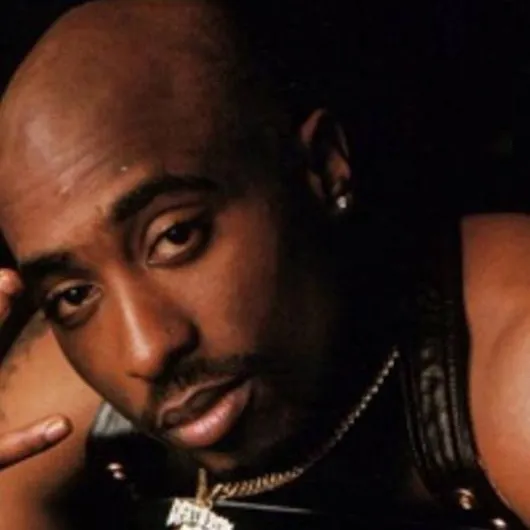 chat with ai character: 2Pac